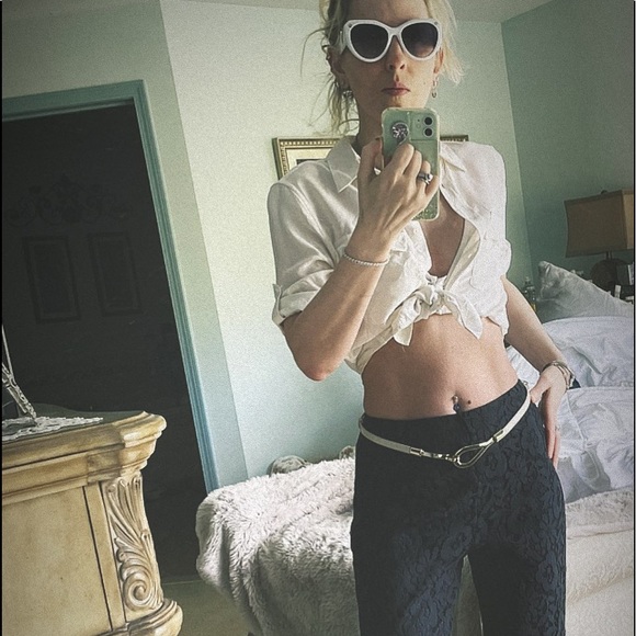 My style thanks for browsing my closet! ☀️💛☀️💛☀️ - Picture 16 of 16